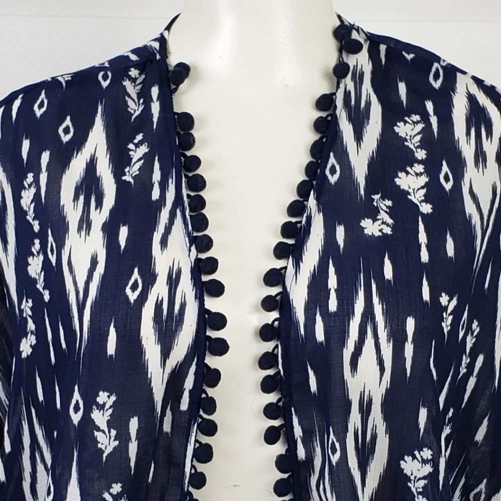 Xhilaration Top size XS Blue Floral Open Front - Picture 2 of 7